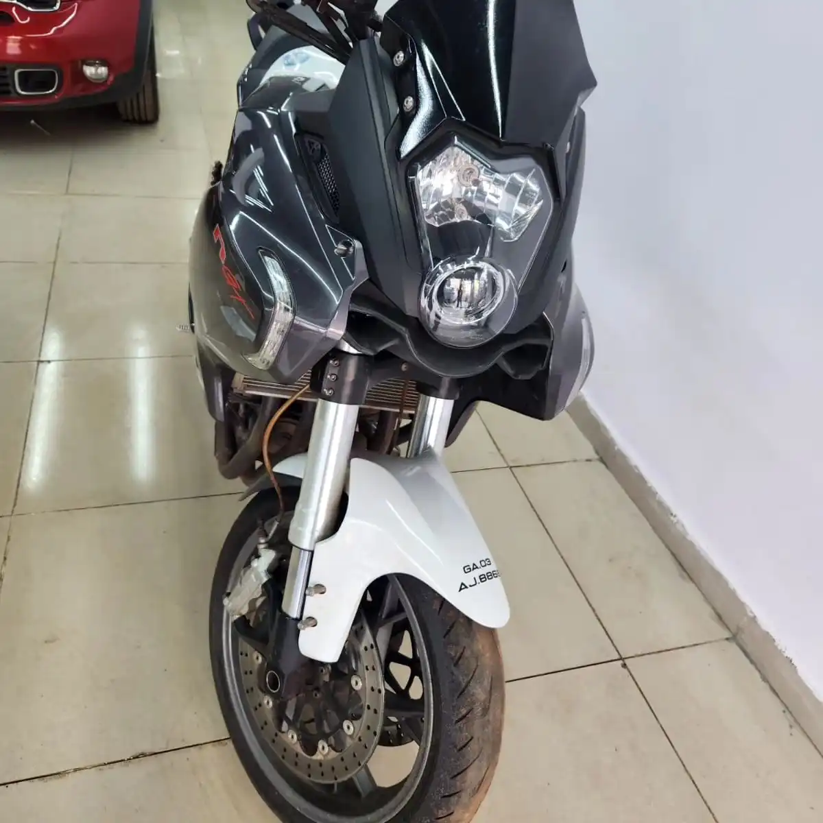 2019 BENELLI 600 GT 02